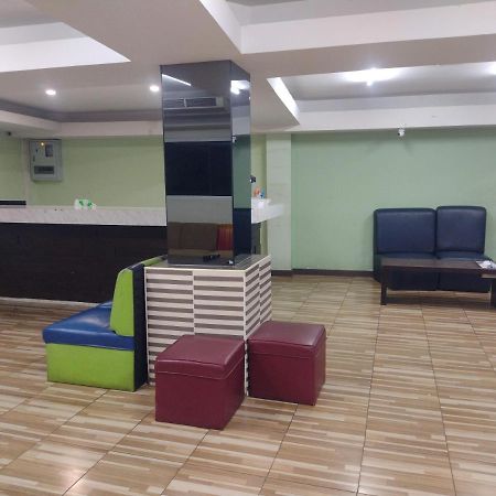 Friendly Hostel - Dmk Airport เฟรนด์ลี่ โฮสเทล ดอนเมือง バンコク都 エクステリア 写真