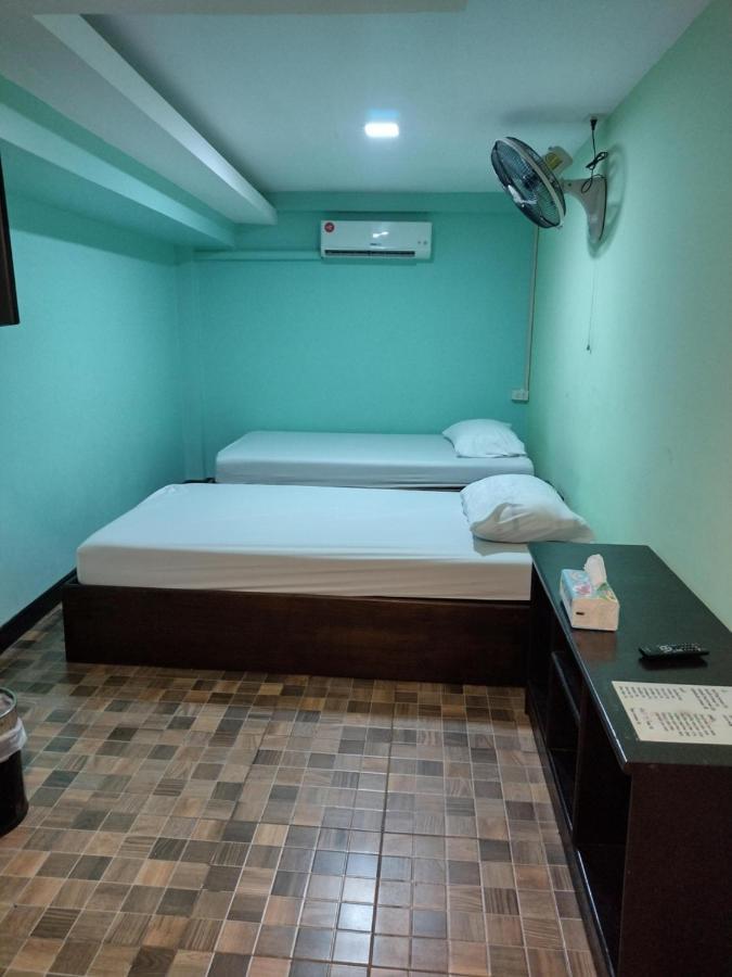 Friendly Hostel - Dmk Airport เฟรนด์ลี่ โฮสเทล ดอนเมือง バンコク都 エクステリア 写真